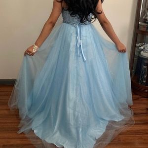 This is a beautiful prom dress and it was only worn once. Perfect condition.